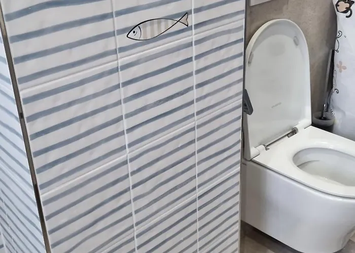 Vela Beachfront Private Terrace * Golem (Tirana)