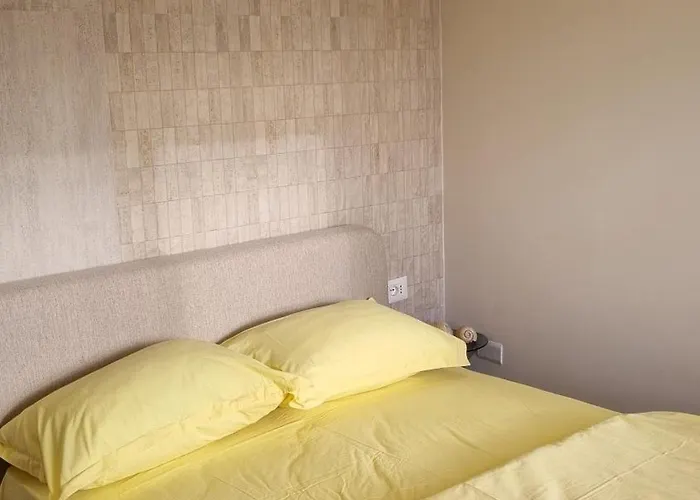 Vela Beachfront Private Terrace Golem (Tirana)