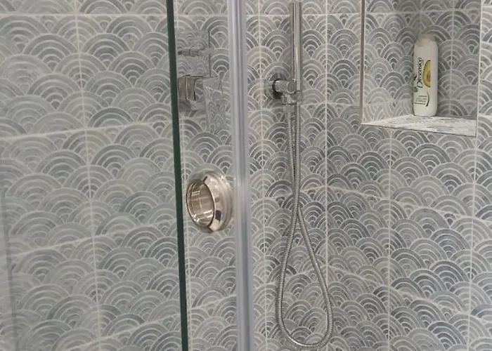 Vela Beachfront Private Terrace Apartment *