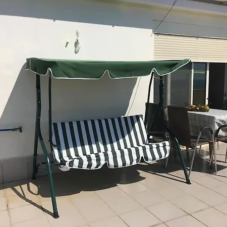 아파트 Vela Beachfront Private Terrace