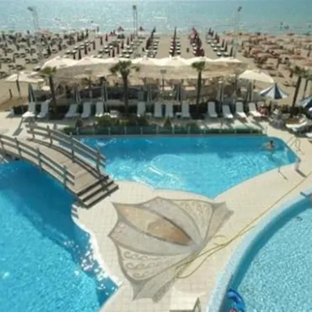 Golem Vela Beachfront Private Terrace * Golem (Tirana)