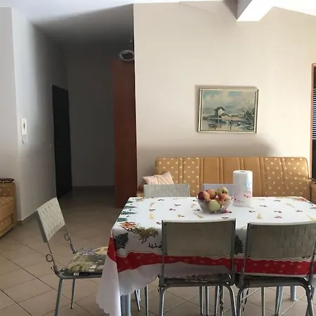 Apartment Golem Vela Beachfront Private Terrace Golem (Tirana)