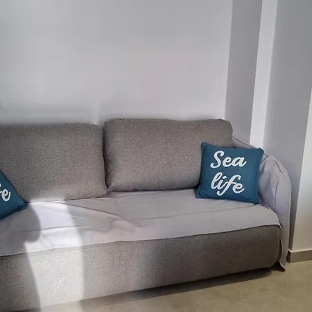 Vela Beachfront Private Terrace 아파트