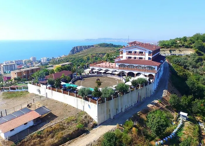 Vela Beachfront Private Terrace Golem (Tirana)
