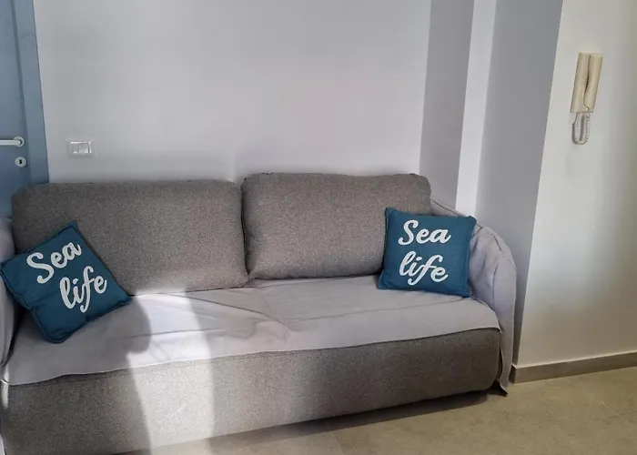 Vela Beachfront Private Terrace Apartament